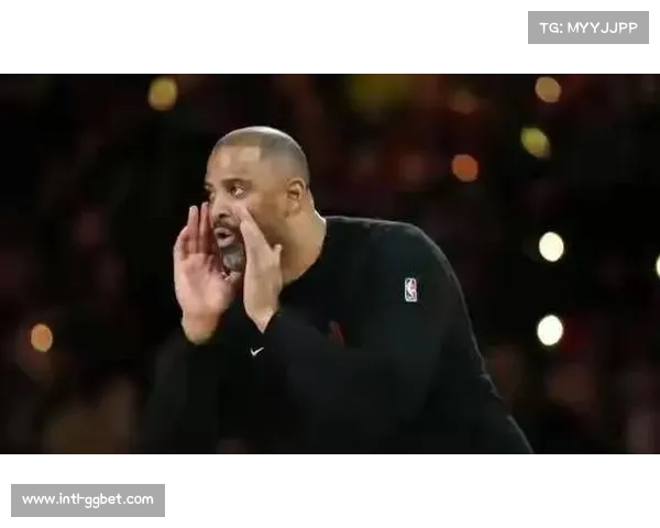 赫本季前赛抢断效率惊人位列第四 申京紧随其后展防守锋芒 赫本季前赛抢断效率惊人位列第四 申京紧随其后展防守锋芒